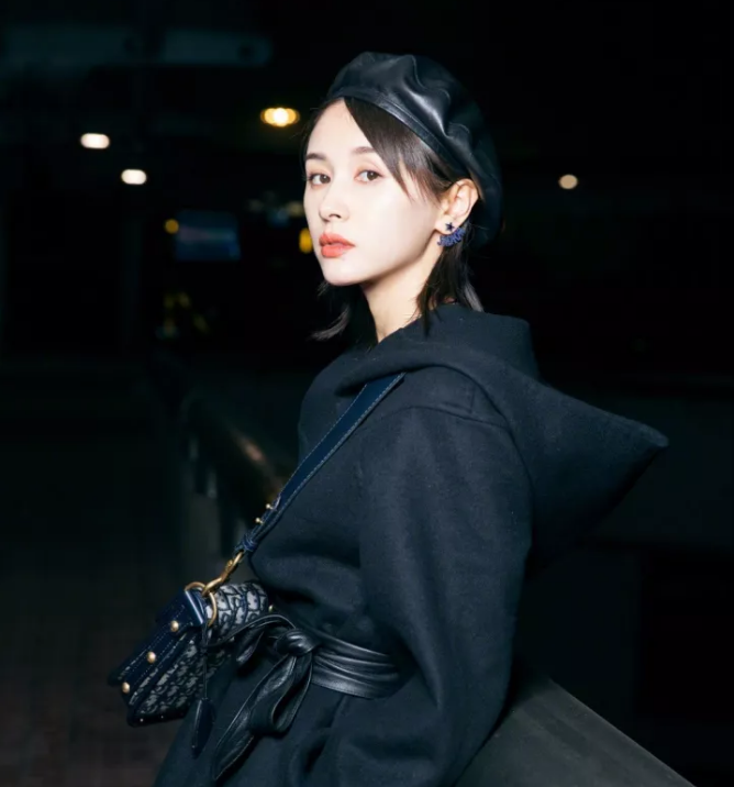 今年秋冬最chic！原來短發(fā)和帽子這么配啊！